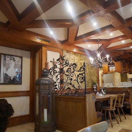 Eicherloh Gasthaus-Hotel Faltermaier מראה חיצוני תמונה