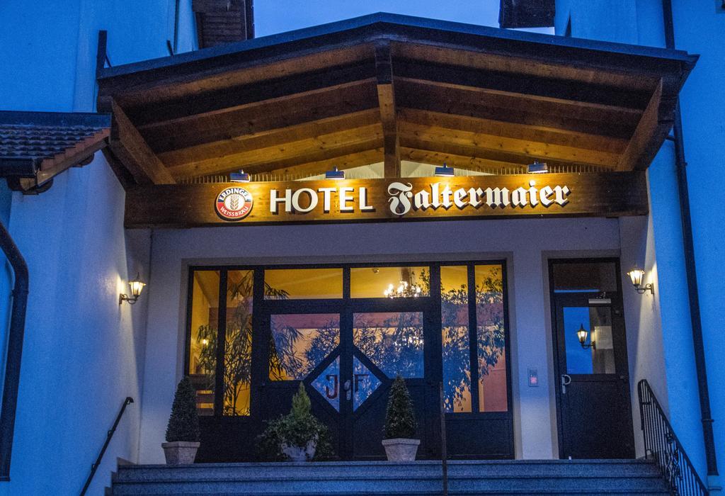 Eicherloh Gasthaus-Hotel Faltermaier מראה חיצוני תמונה
