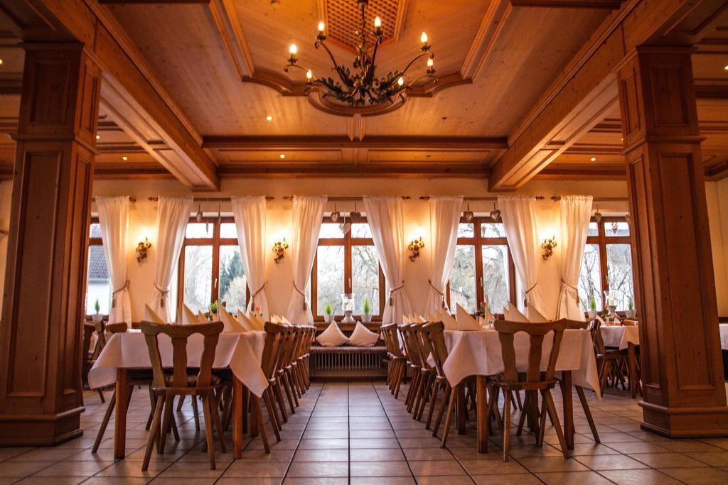 Eicherloh Gasthaus-Hotel Faltermaier מראה חיצוני תמונה